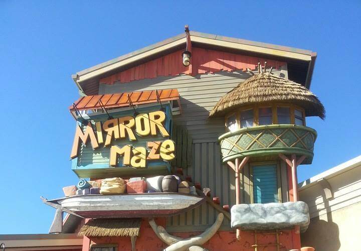 Island Mirror Maze Pigeon TN