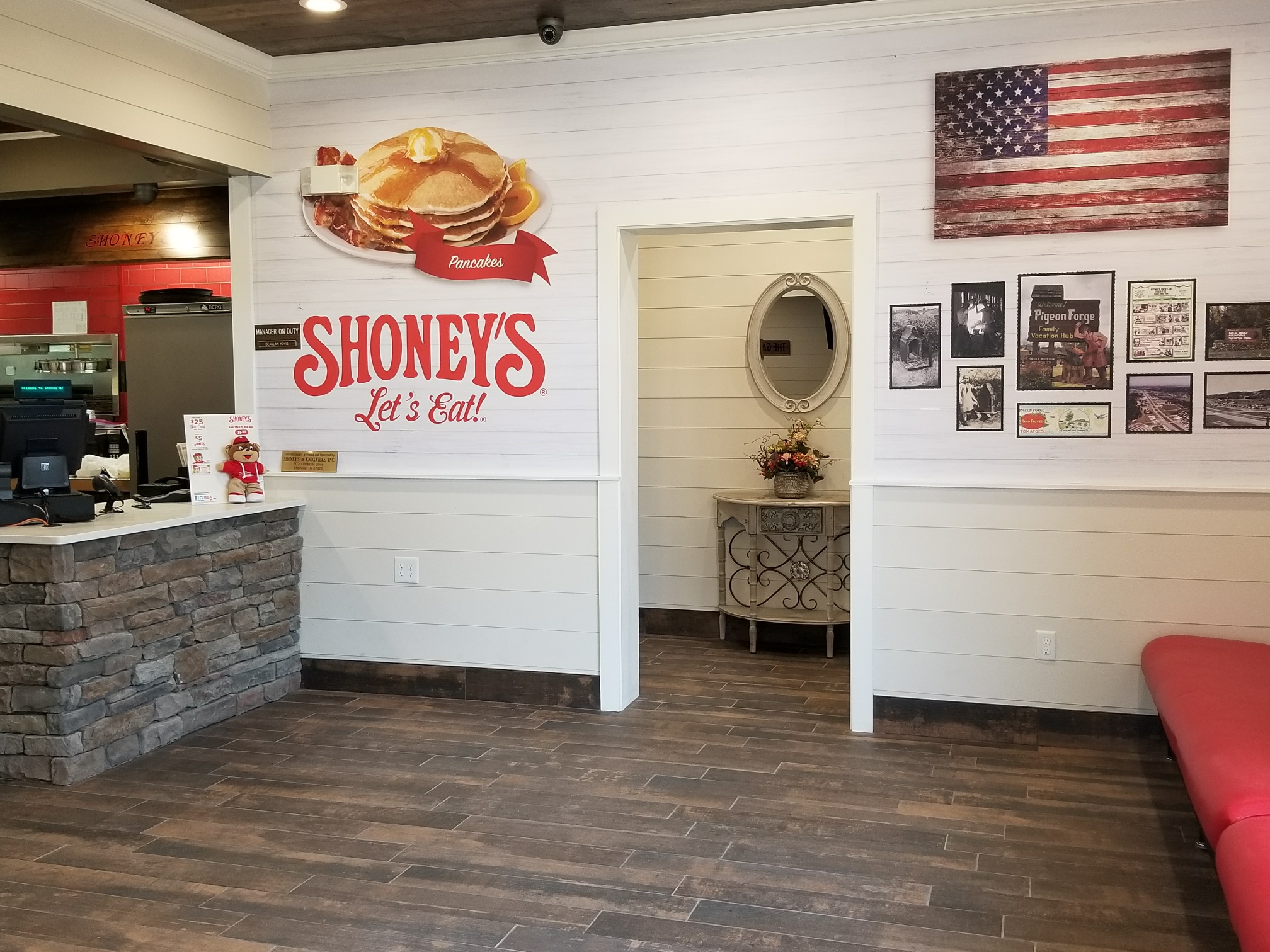 Shoney's Restaurants MobileBrochure Smoky Mountains