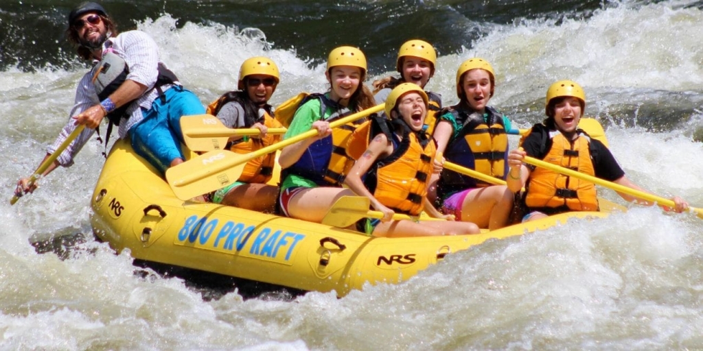 Rafting in the Smokies - scenic places in the Smokies