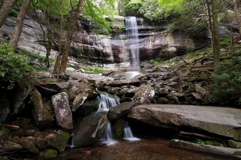 Rainbow Falls Trail