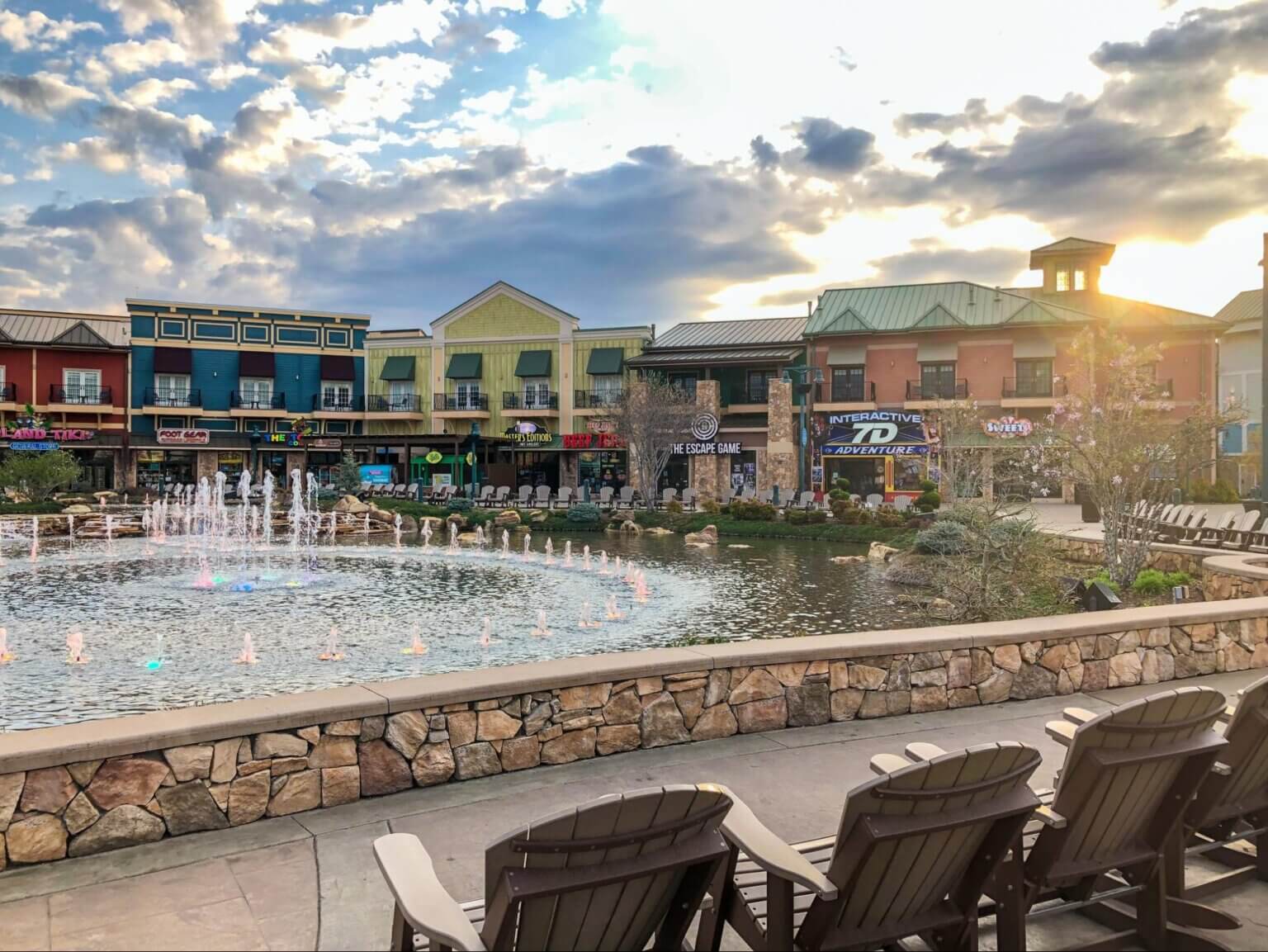 Specialty Shops & Commercial Centers in Pigeon