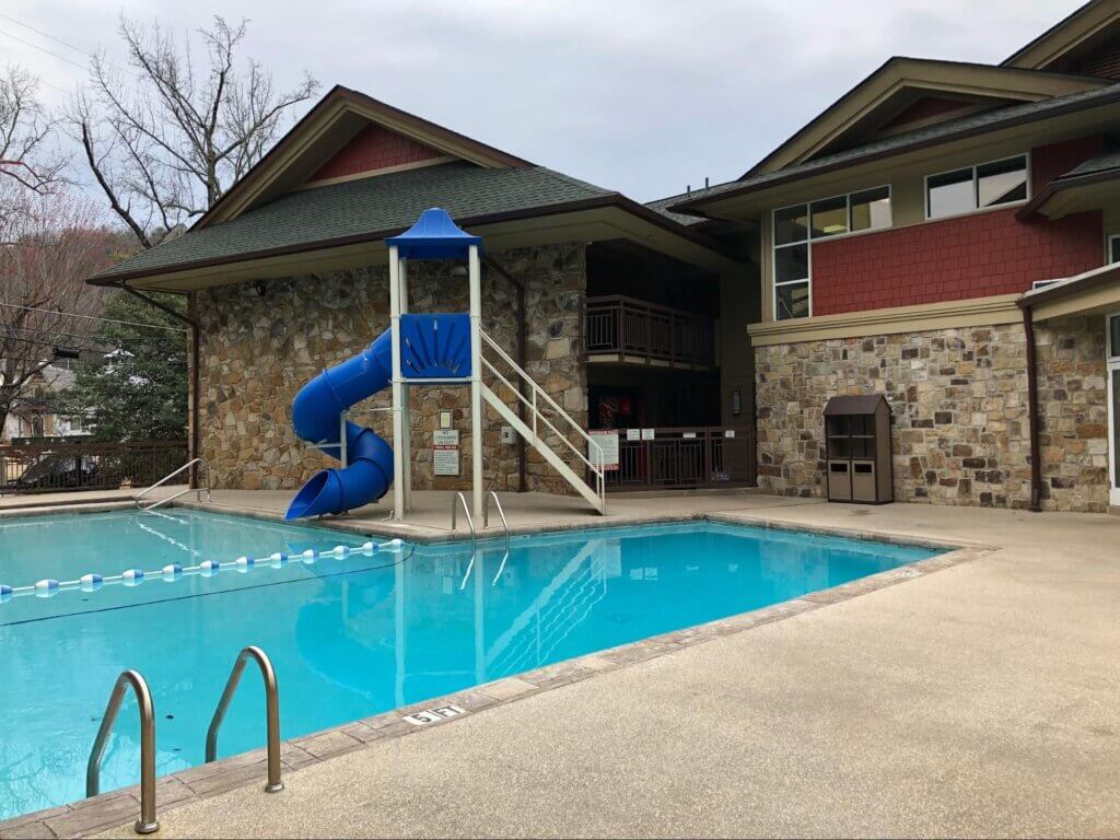 Greystone Lodge on the River