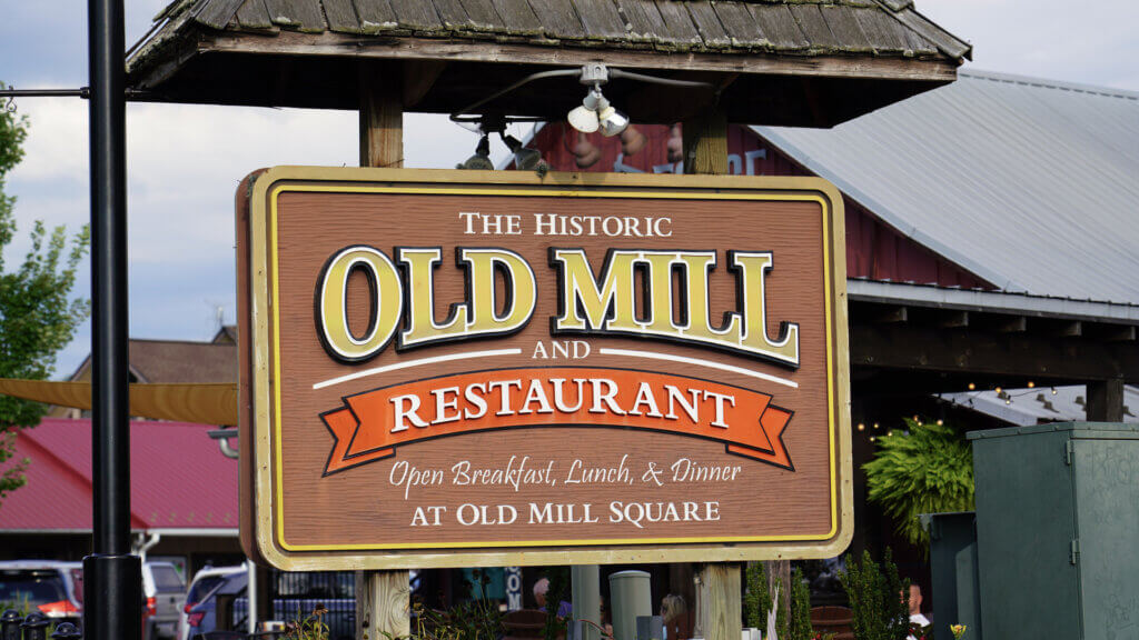 restaurants at the Old Mill