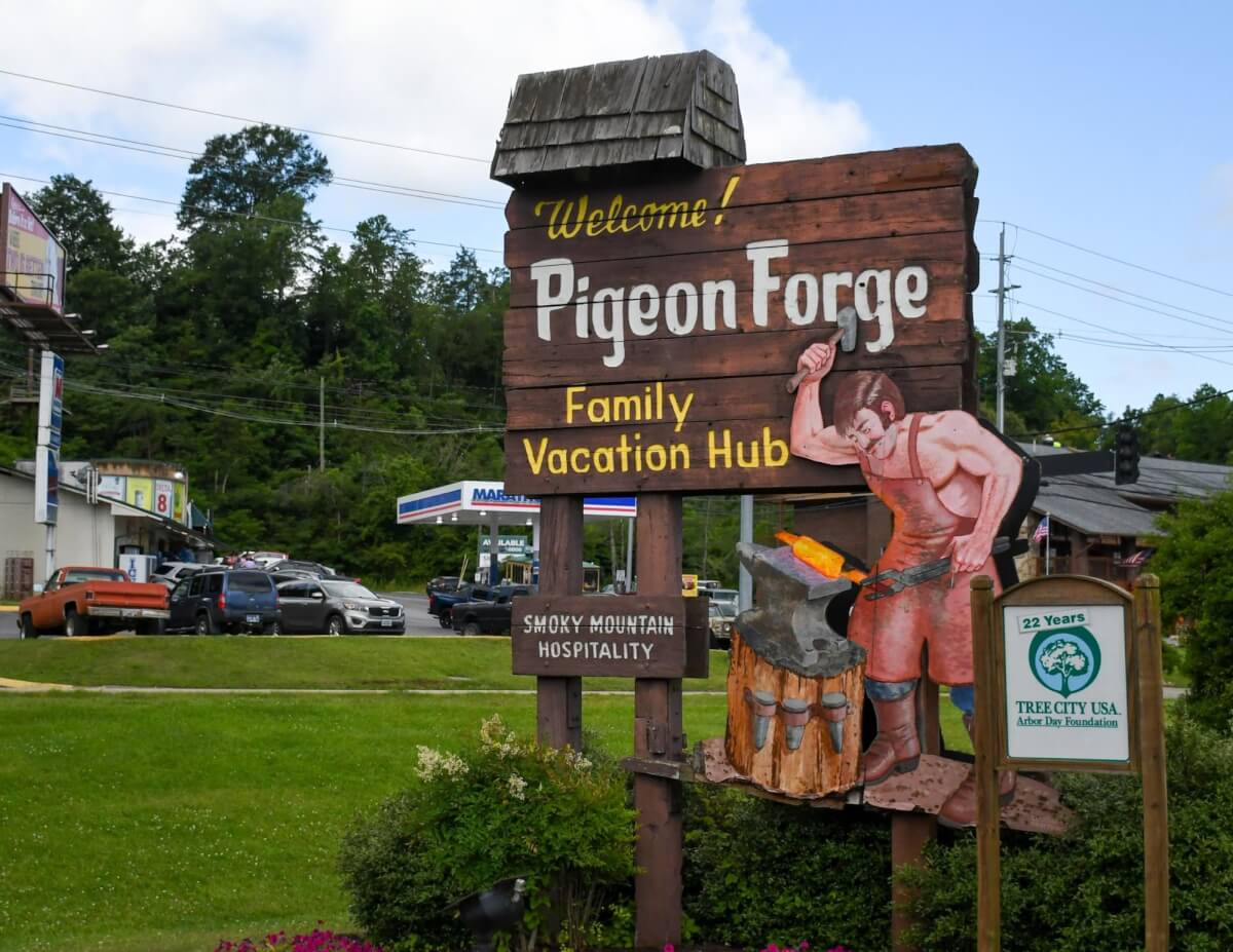 Pigeon Forge Parkway