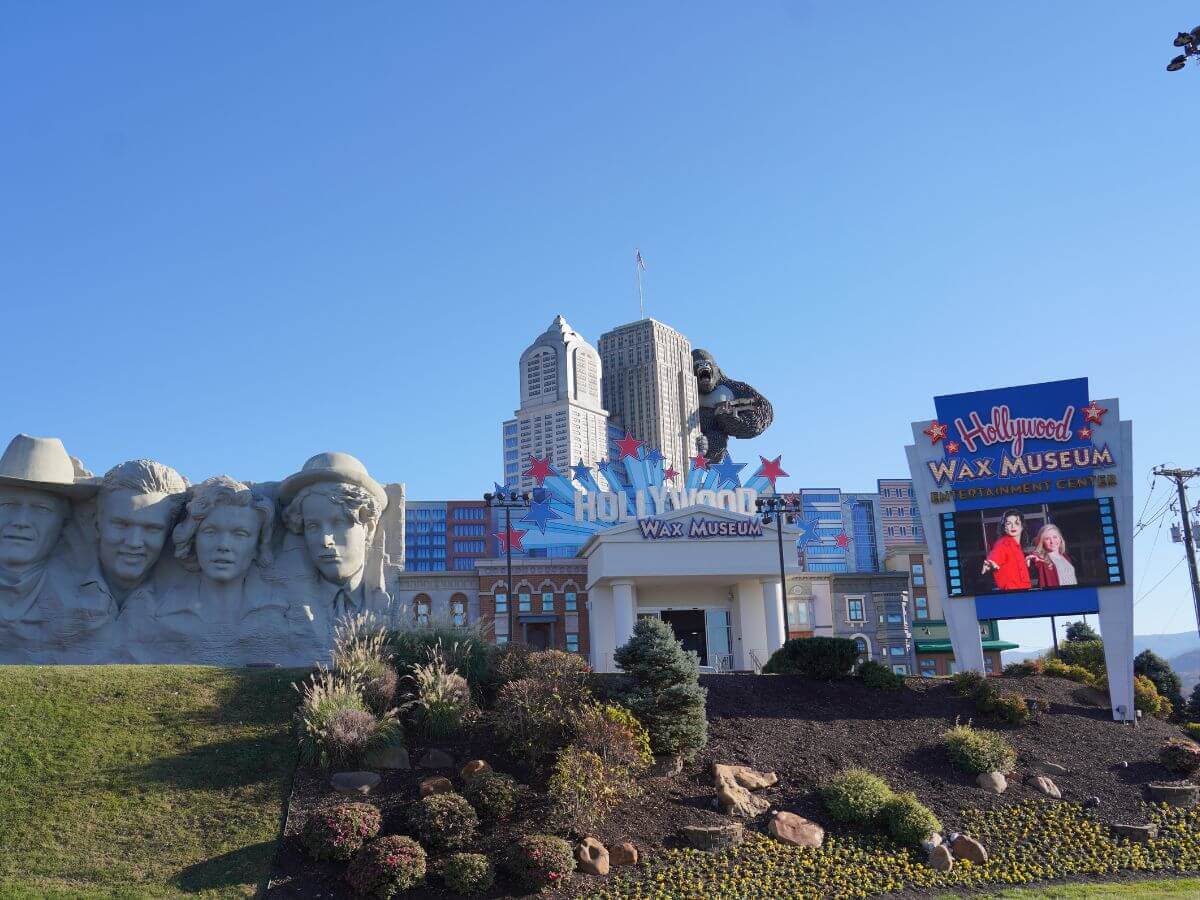 Landscape photo of the Hollywood Wax Museum in Pigeon Forge, TN